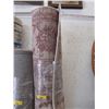 Image 1 : 8 x 10 Foot Shag Area Carpet - Beige & Red