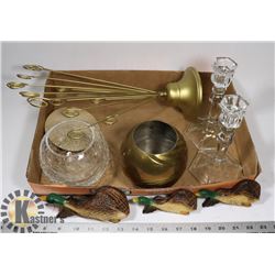 FLAT OF HOME DECOR - CHALK WARE, CANDLE HOLDERS