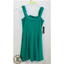 EMERALD COLORED DRESS BY LORD & TAYLOR