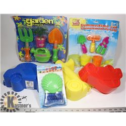 FLAT OF KIDS SUMMER TOYS