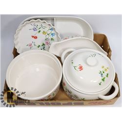 A LOT OF 5 PC CASSEROLE DISHES