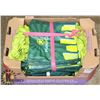Image 1 : 100 PCS NEW REUSABLE SHOPPING BAGS IN A BOX
