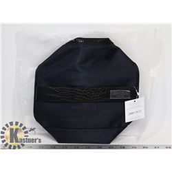 NEW JIMMY CHOO TOILETRY POUCH NAVY