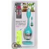 Image 1 : NEW TEA BALL AND CUP FOR STEEPING LOOSE TEA