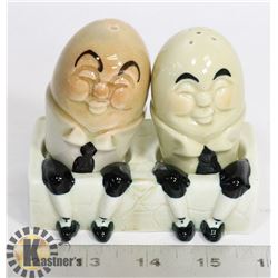 1950'S HUMPTY DUMPTY SALT AND PEPPER SHAKERS
