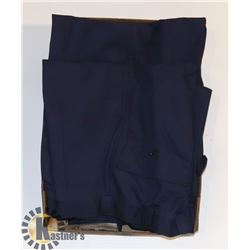 4 NEW PAIRS OF SZ 30 MENS NAVY WALKING SHORTS
