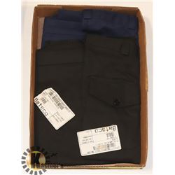 2 NEW PAIRS OF SIZE 42 MENS WALKING SHORTS 1 NAVY