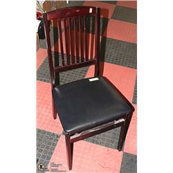 FOLDING CHAIR