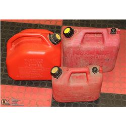 3PCS JERRYCANS ASSORTED SIZES