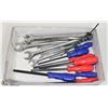 Image 1 : FLAT OF 7PCS SPANNERS AND 9 ALLEN DRIVERS