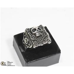 NEW MENS SQUARE FACE WITH SKULL STEEL