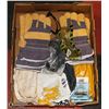 Image 1 : LARGE FLAT  OF NEW WORK GLOVES AND