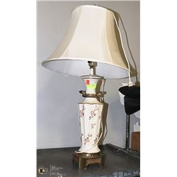 VINTAGE LAMP