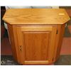 Image 1 : OAK HALL CABINET