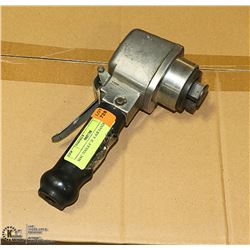 MAC TOOLS 6" D/ A AIR SANDER