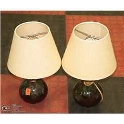 LOT OF 2 POTTERY LAMPS.