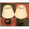 Image 1 : LOT OF 2 POTTERY LAMPS.