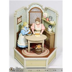 BOX WITH VERY RARE ENESCO VINTAGE