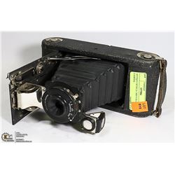 ANTIQUE SENECA TRIO FOLDING CAMERA