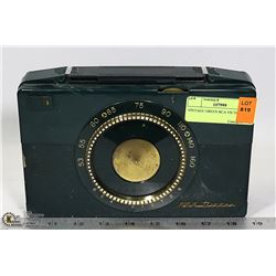VINTAGE GREEN RCA VICTOR RADIO