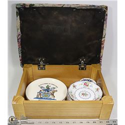 VINTAGE TAPESTRY TOP STORAGE FOOT STOOL FULL OF