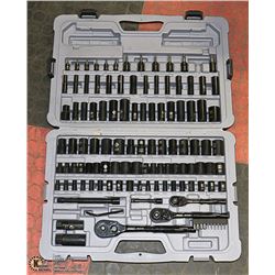 STANLEY PROFESSIONAL GRADE 164 PIECE SOCKET SET