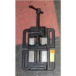BENCH VISE