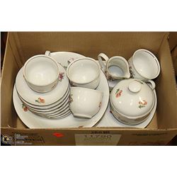 KAHLA GERMAN CHINA SET.