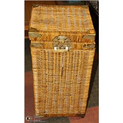 LOCKING WICKER BASKET WITH BRASS ACCENTS.