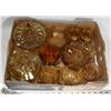 Image 1 : BOX OF ASSORTED AMBER GLASS WARES
