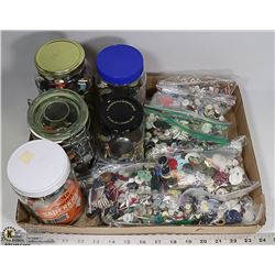 FLAT OF ESTATE BUTTON COLLECTION