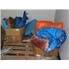 Image 1 : 2 BOX  WITH 9 TARPS