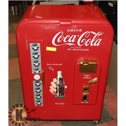 LARGE COCA-COLA NOSTALGIA COOLER (1989),