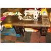 Image 1 : SEWING MACHINE, ELECTRIC, ARISTOCRATE