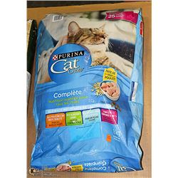 8KG BAG OF PURINA CHICKEN CAT FOOD.