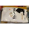 Image 1 : 2 8KG BAGS OF ECONOMY CAT FOOD.