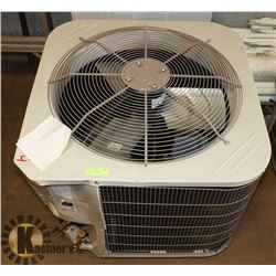 PAYNE 5 TON CENTRAL AIR CONDITIONER - USED