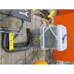 2 C-CLAMPS & 2 CONTAINERS OF NAILS