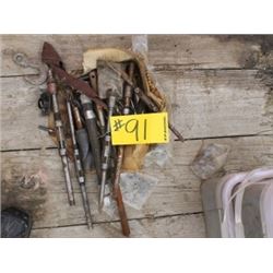 BOX OF BITS & EASY OUTS