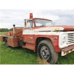 FORD PICKER TRUCK