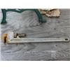 Image 1 : APPROX. 36" PIPE WRENCH