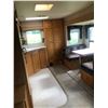 Image 4 : 2000 TRAVELAIRE 30' FIFTH WHEEL HOLIDAY TRAILER