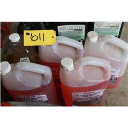 4 JUGS OF WINDSHIELD WASHER FLUID