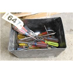 BLACK BOX C/W QUANTITY OF SCREW DRIVERS