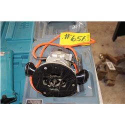 BLACK & DECKER ROUTER (WORKING)