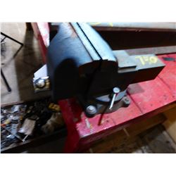 6" SWIVEL BENCH VISE