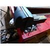 Image 1 : 6" SWIVEL BENCH VISE