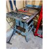 Image 1 : DELTA TABLE SAW