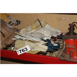 APPROX. 10 PAIRS OF GLOVES (ALL FOR ONE MONEY)