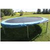 Image 1 : TRAMPOLINE